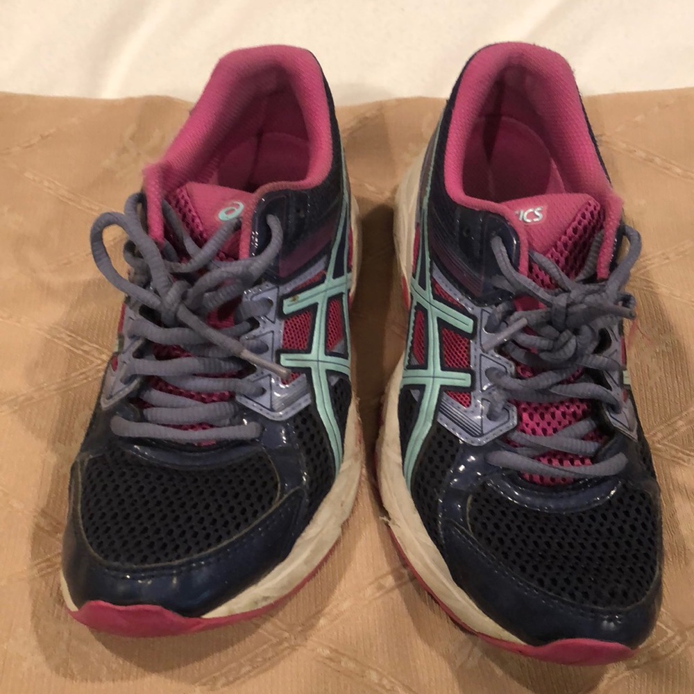 Asic womens 7 Gel Contend-3